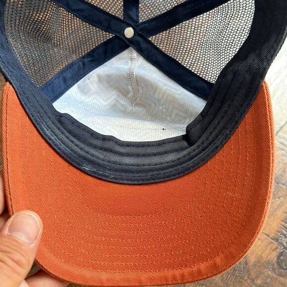 L.LBean Performance Trucker Cap, Cool print in GUc - Picture 4 of 6